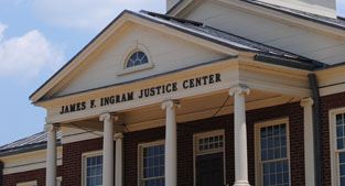 Courthouse exterior photo