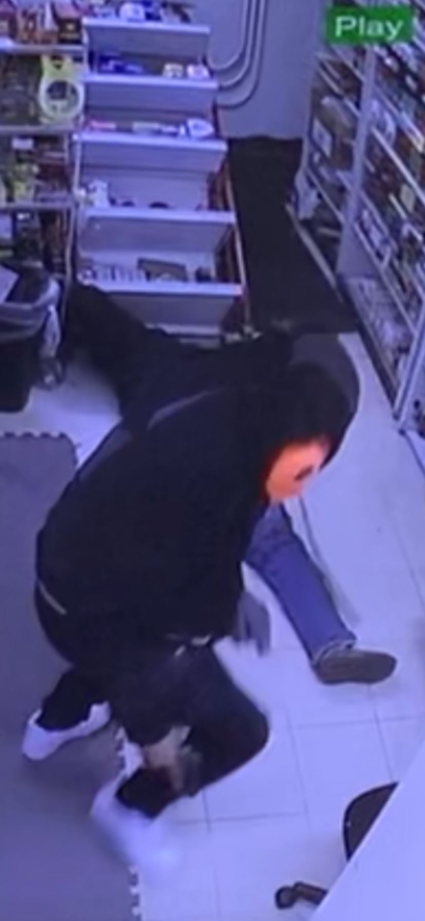 juniors robbery