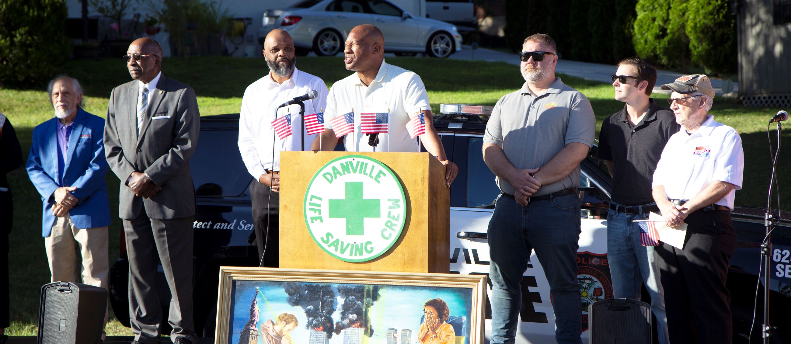 Mayor delivers keynote address.