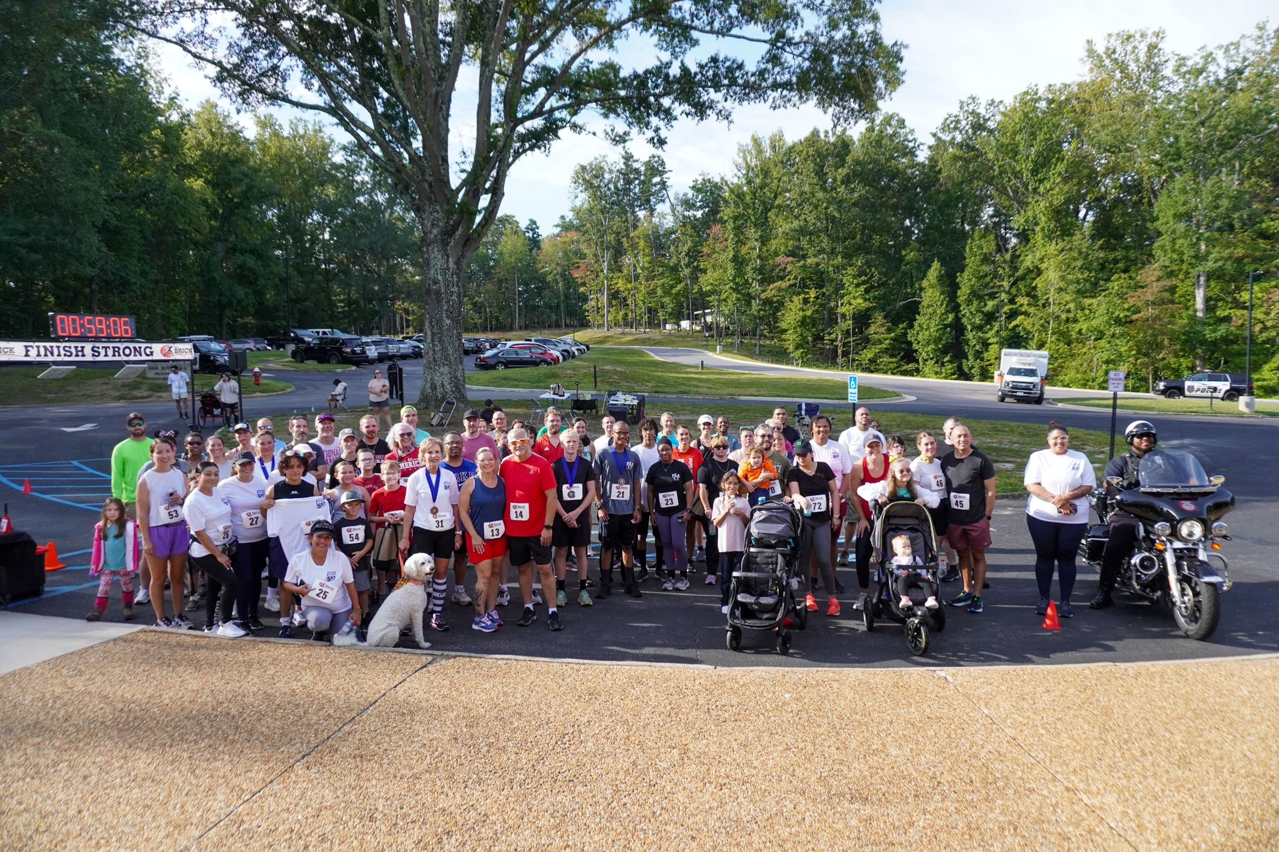 2024 5k with 5-0 group picture
