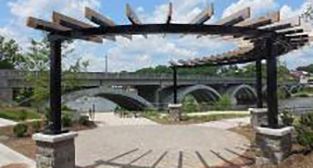 Riverwalk Trail - Main Street Plaza trailhead 